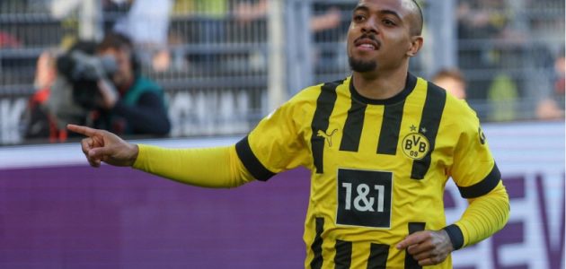 دورتموند منفتح على بيع مهاجمه