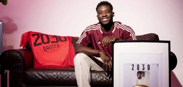 رسميًا: يعلن بايرن ميونيخ تجديد عقد ديفيز