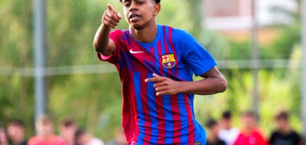 يامال ينتظر القميص رقم “10”